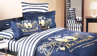 藍(lán)色系臥室床上用品搭配效果圖 艾森絲服飾的精致演繹